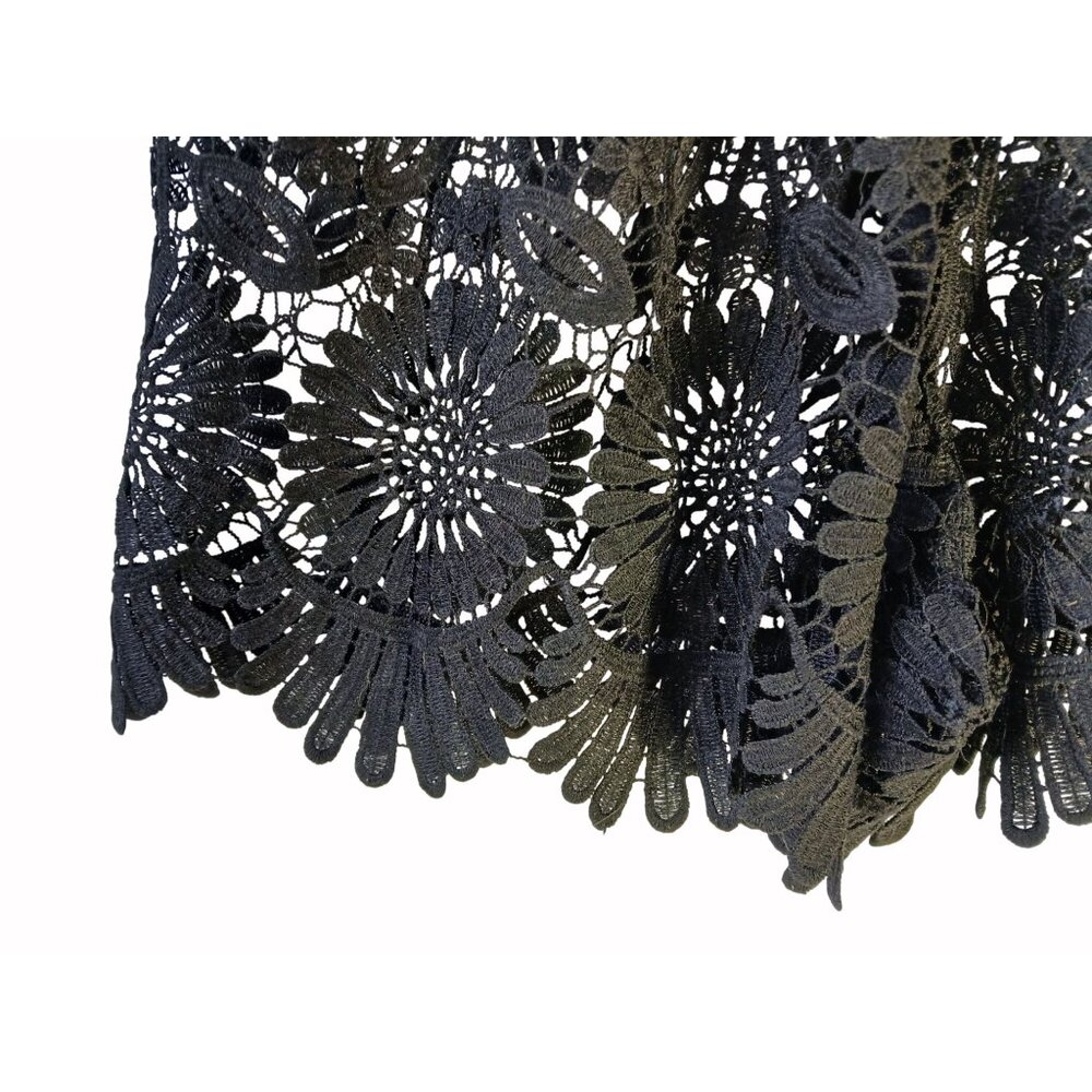 Jessica Simpson Black Lace Shorts Sheer L Elastic Waist Scalloped Fringe Swing - Picture 5 of 15